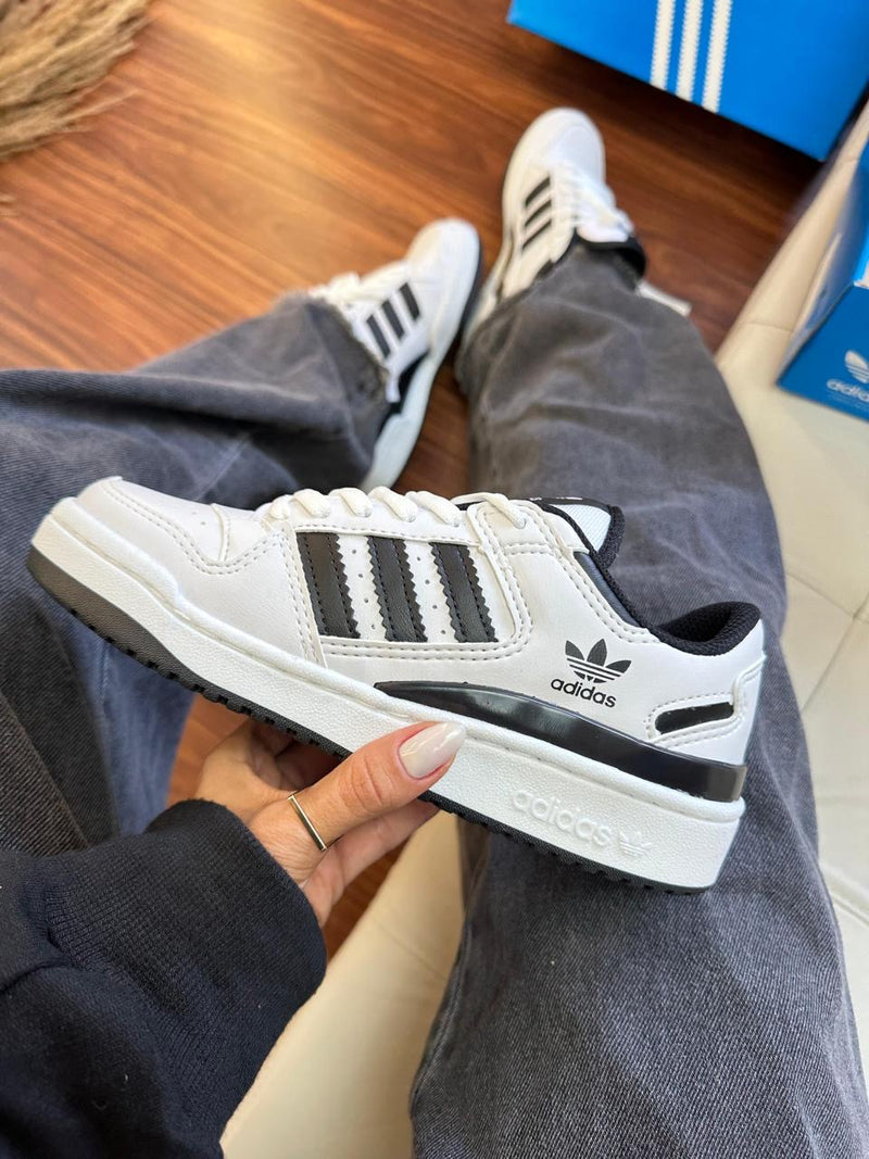 Adidas forum low