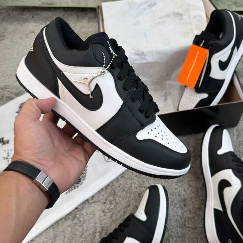 Nike Jordan 1 Low