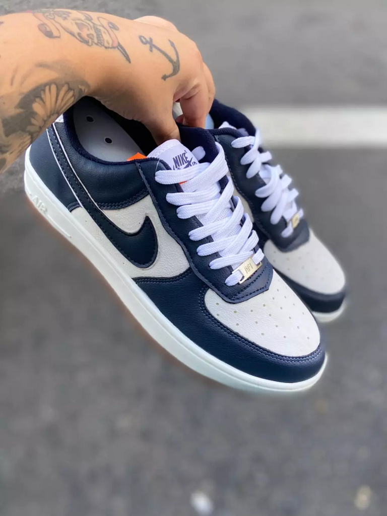 Air Force Azul e branco